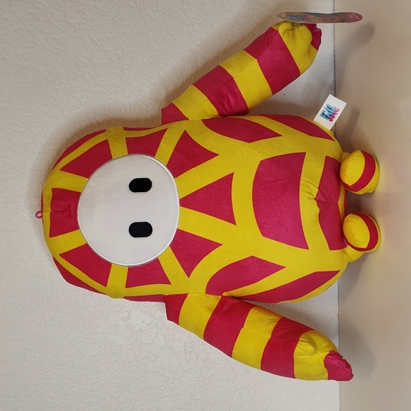 34-50FG MEDIATONIC FALL GUYS CHARACTER - Picture 1 of 8